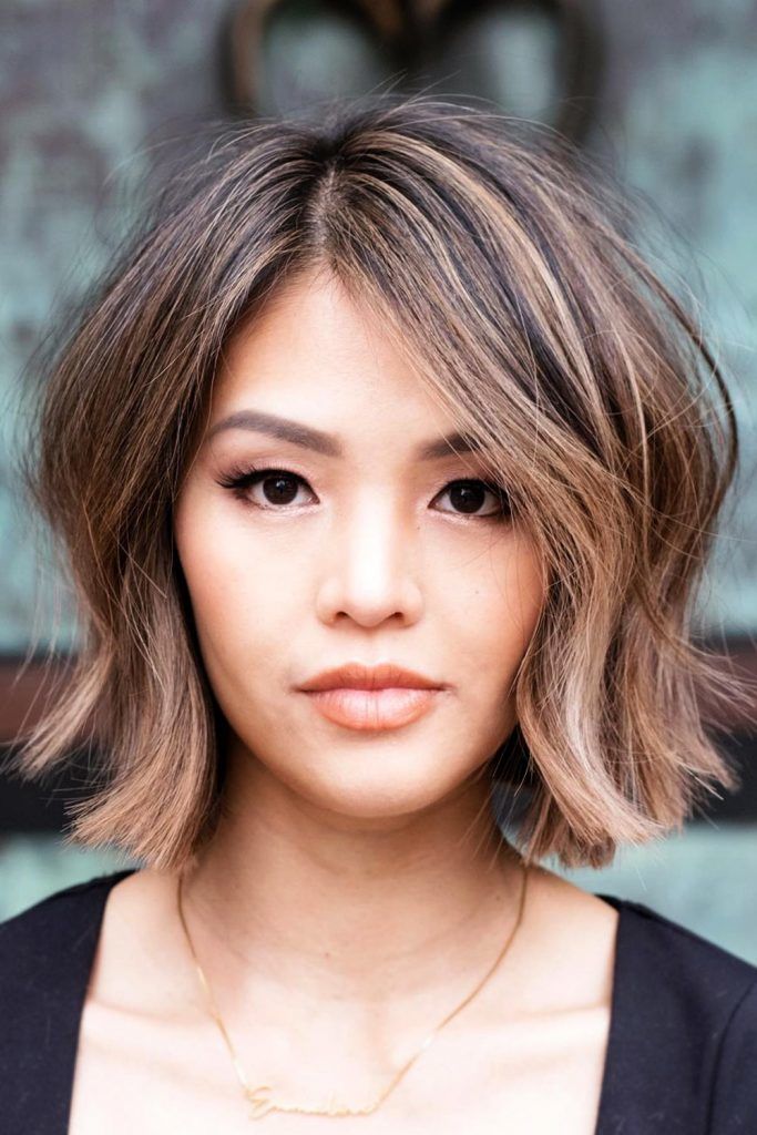 Wavy Layered Bob