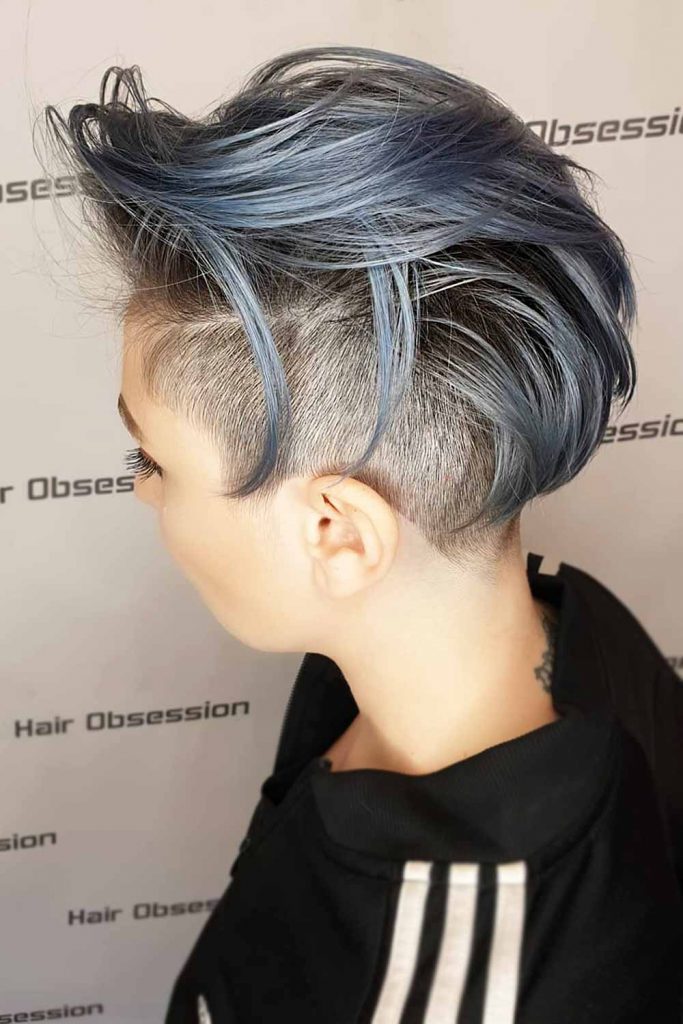 Messy Short Hairstyle Ideas #undercuthairstyles #undercutwomen