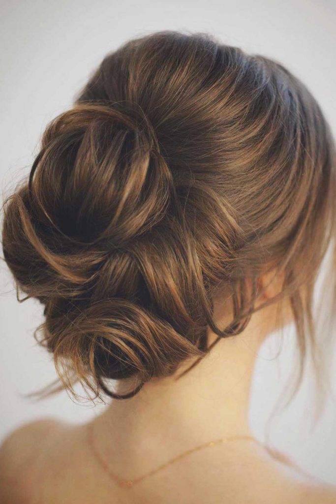 90&rsquo;s Inspired, Double Bun