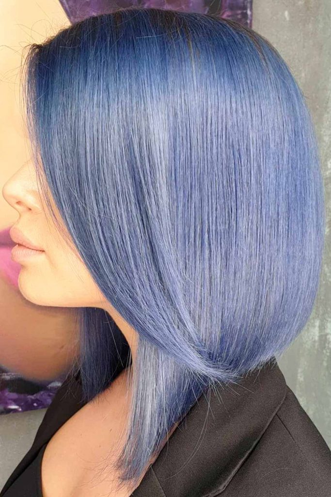 Blueish Silver Sleek Elegance