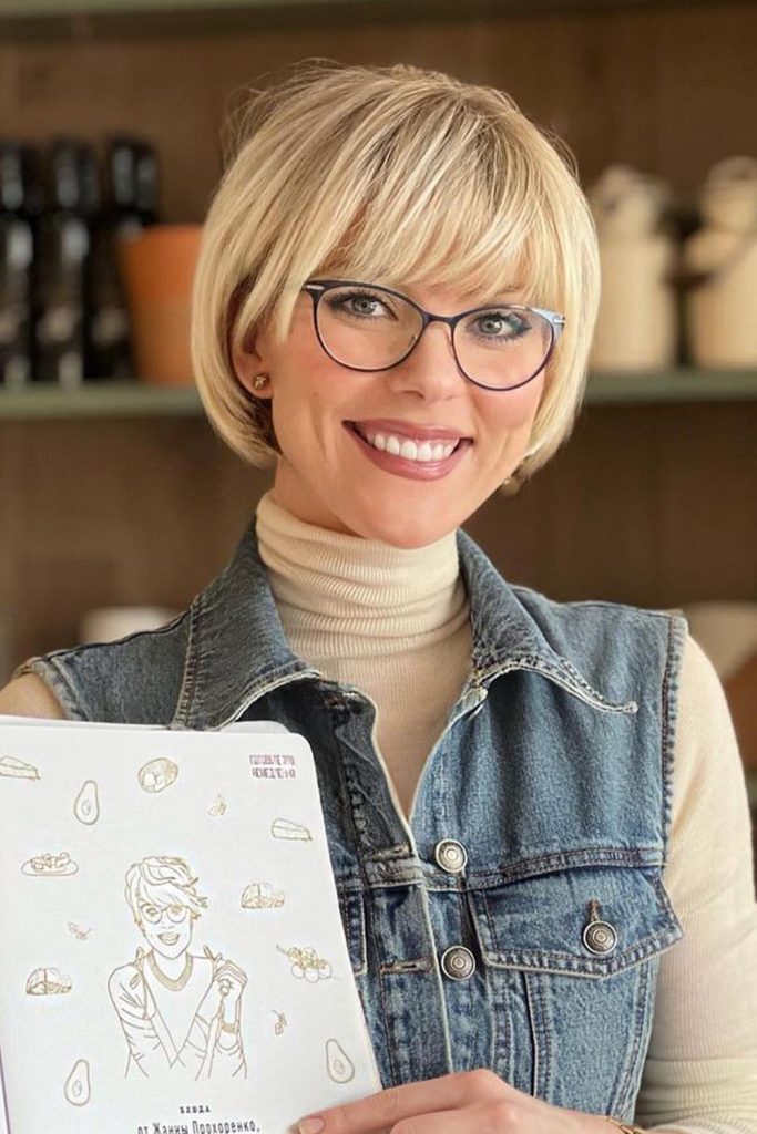 Classic Blonde Bob