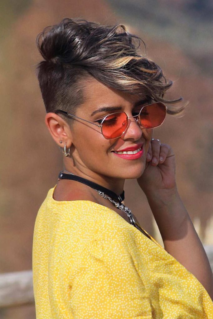 Side Parted Wavy Pixie With An Undercut