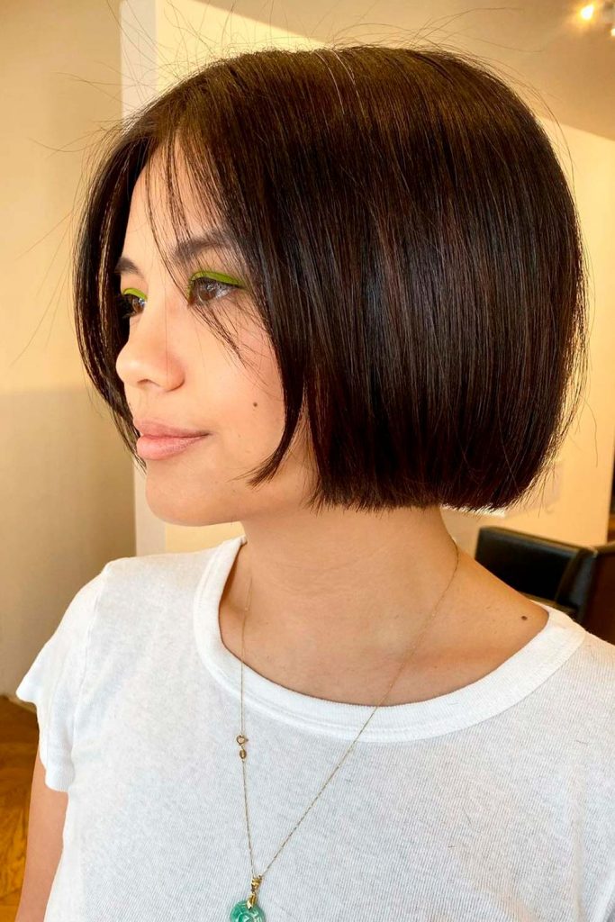Middle-Parted Short Blunt Bob