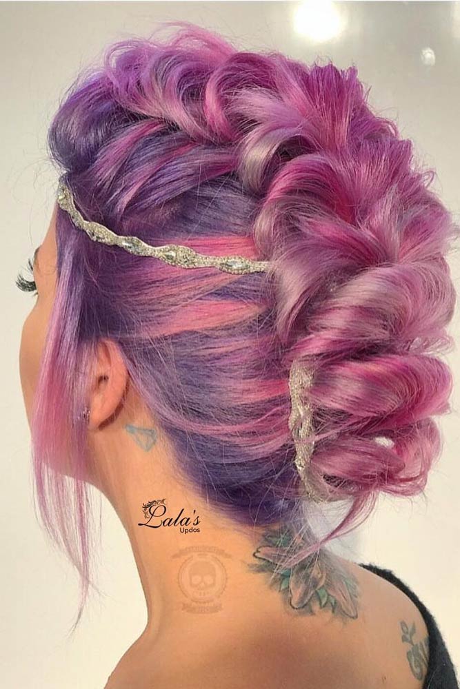 Color Game on Short Updos picture 1