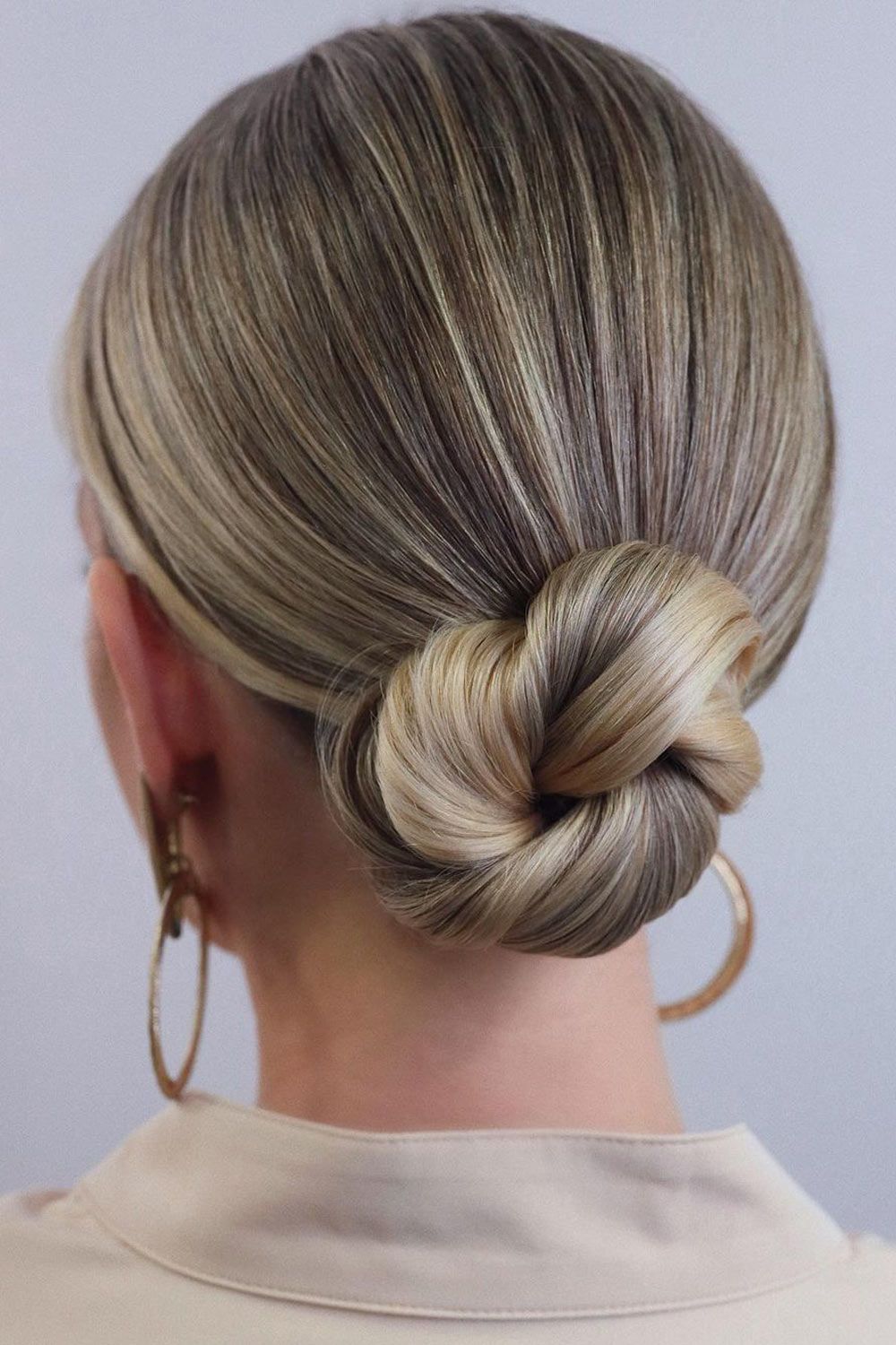 Smooth Glossy Bun