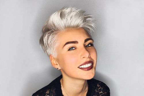 Flattering Short Haircuts for Oval Faces