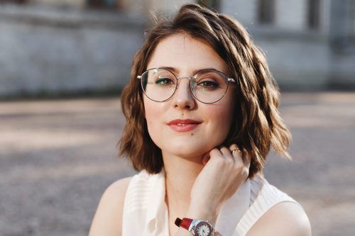 Best Short Hairstyles For Round Faces To Emphasize Your Beauty